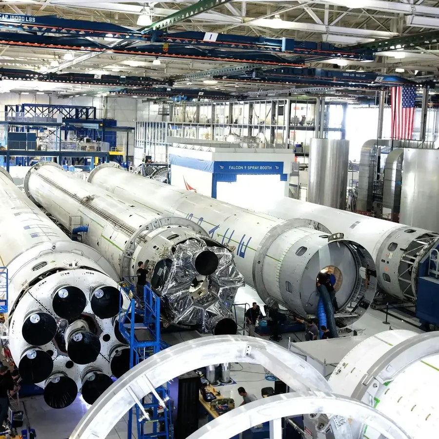 Industrial equipment made to order, where Odoo PLM keeps bills of materials current