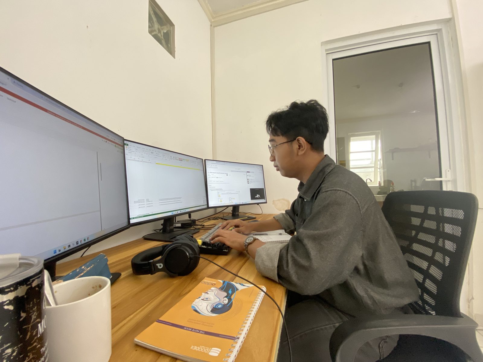 Doodex team in session — weekly sync